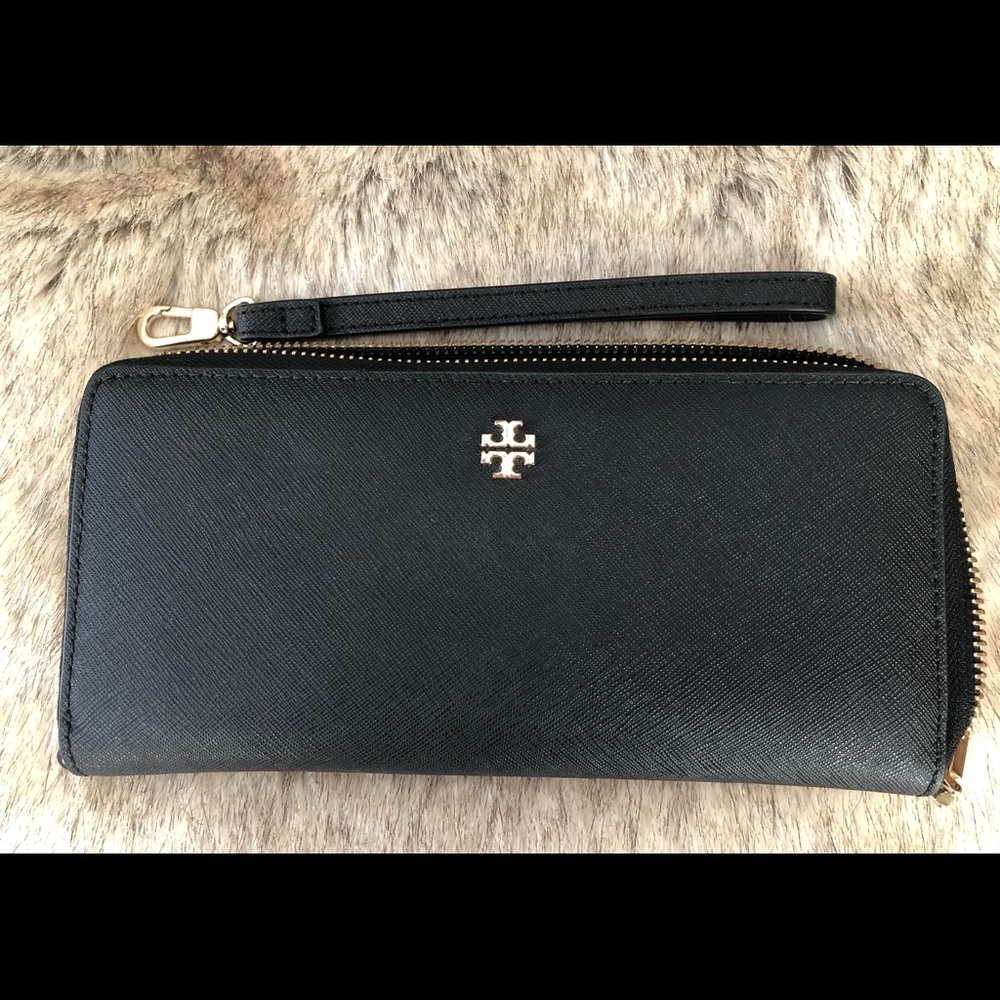 Tory Burch Robinson wallet
